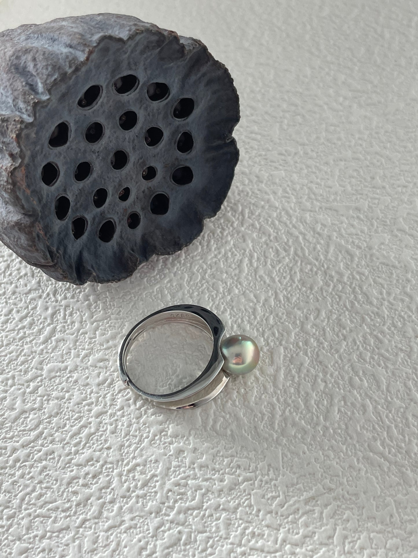 anello madama akoya