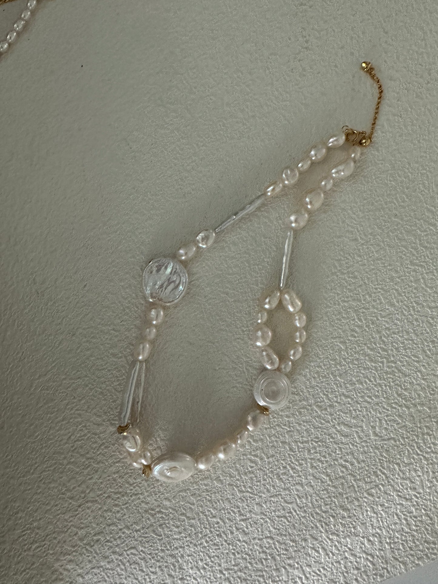 pearl chocker