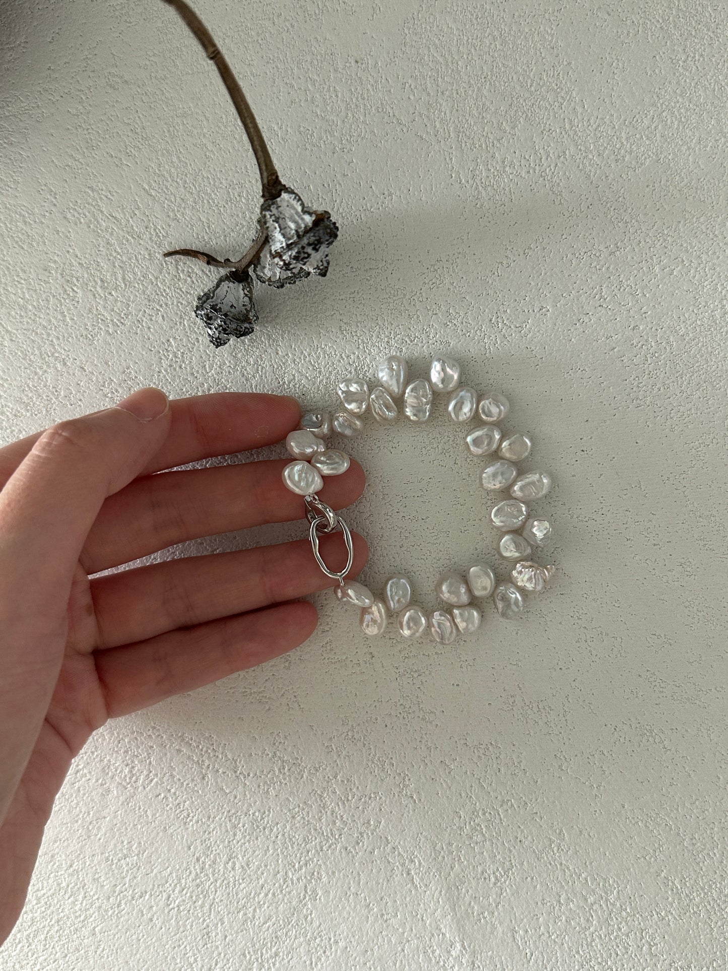 braccialetto di perle keshi