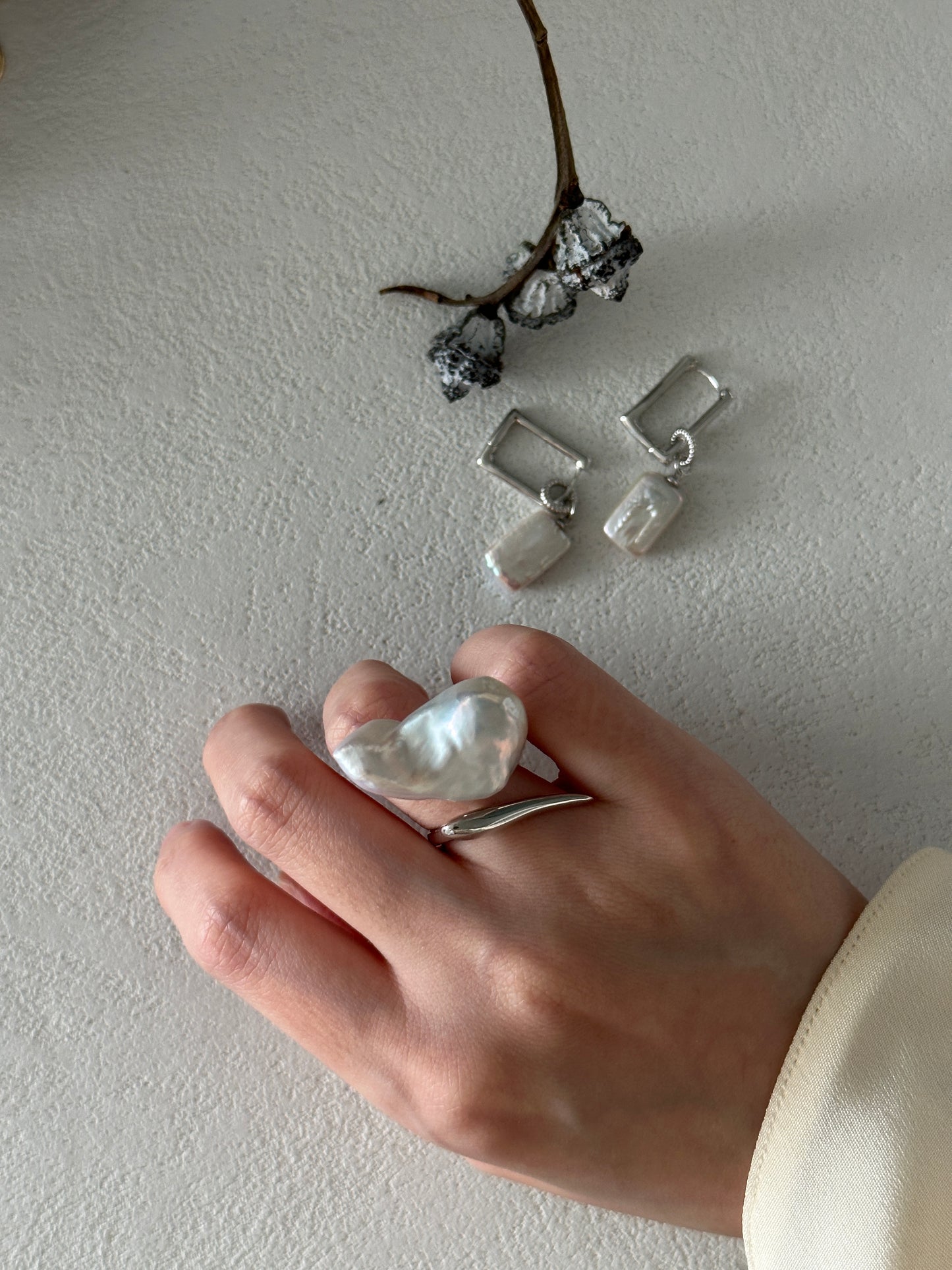 anello barocco ritorto