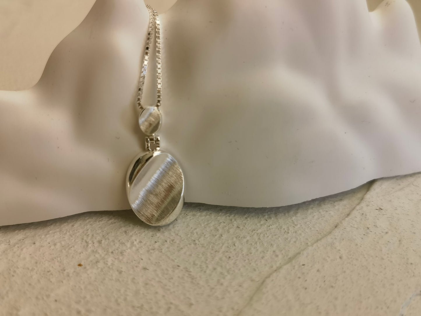 collana concava