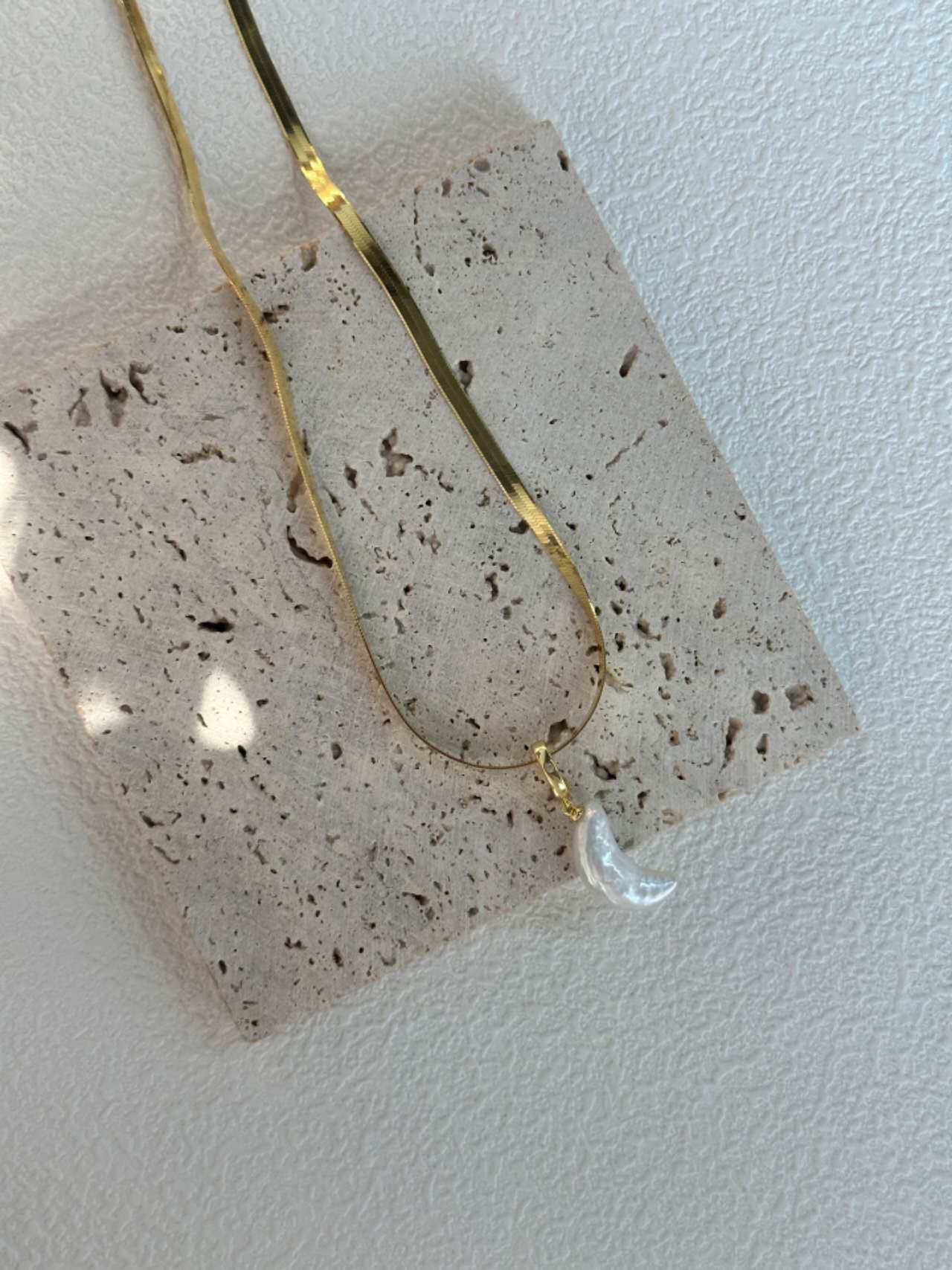 luminous baroque moon pendant necklace