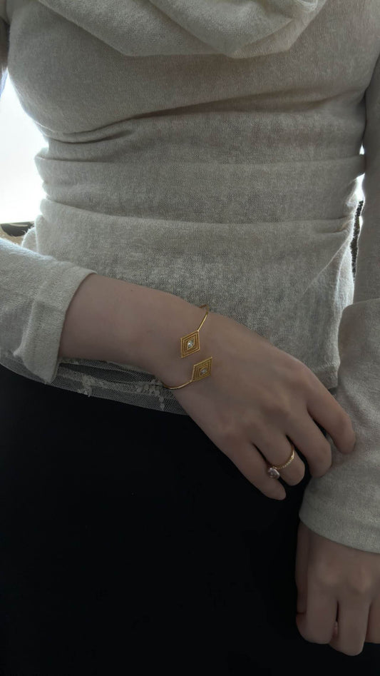 eye of greece bangle
