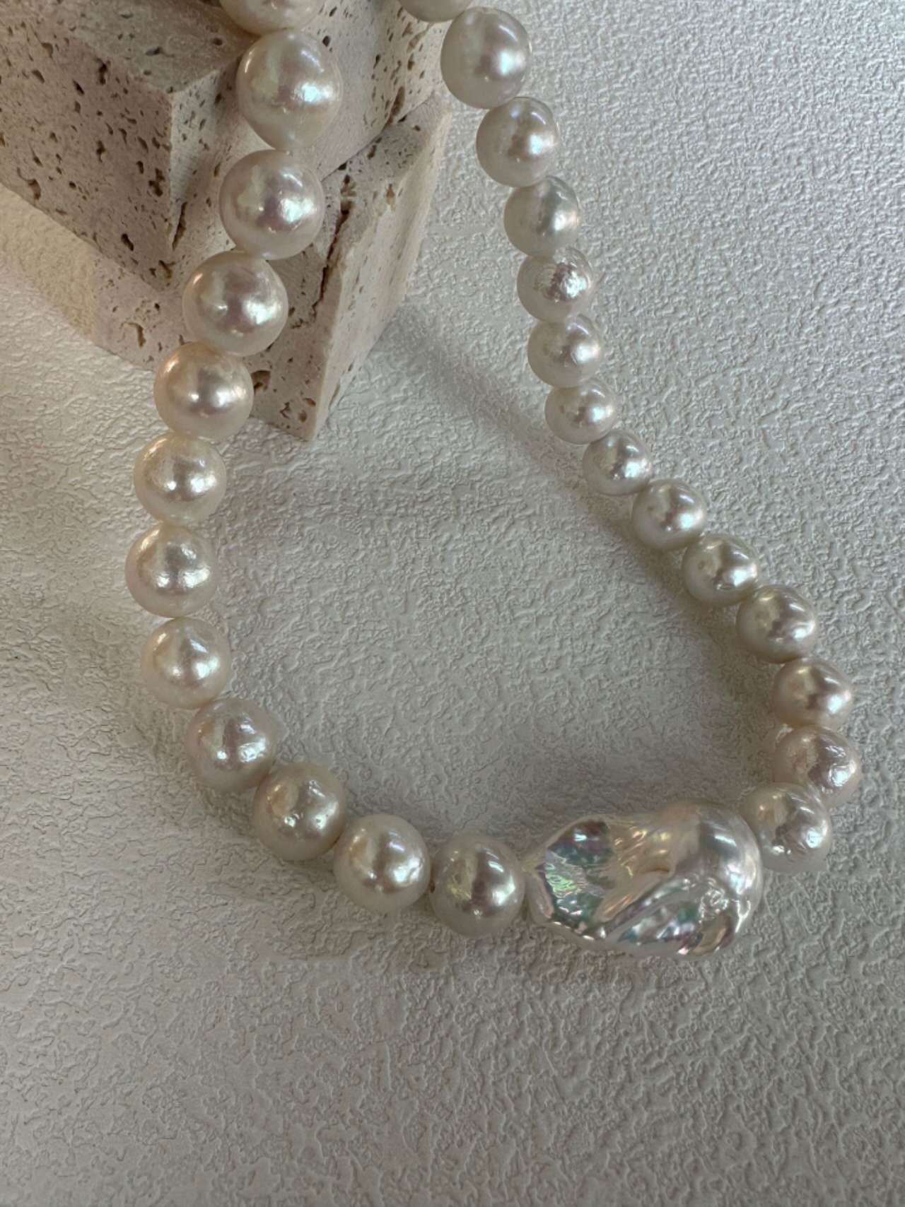 tidal nocturne necklace