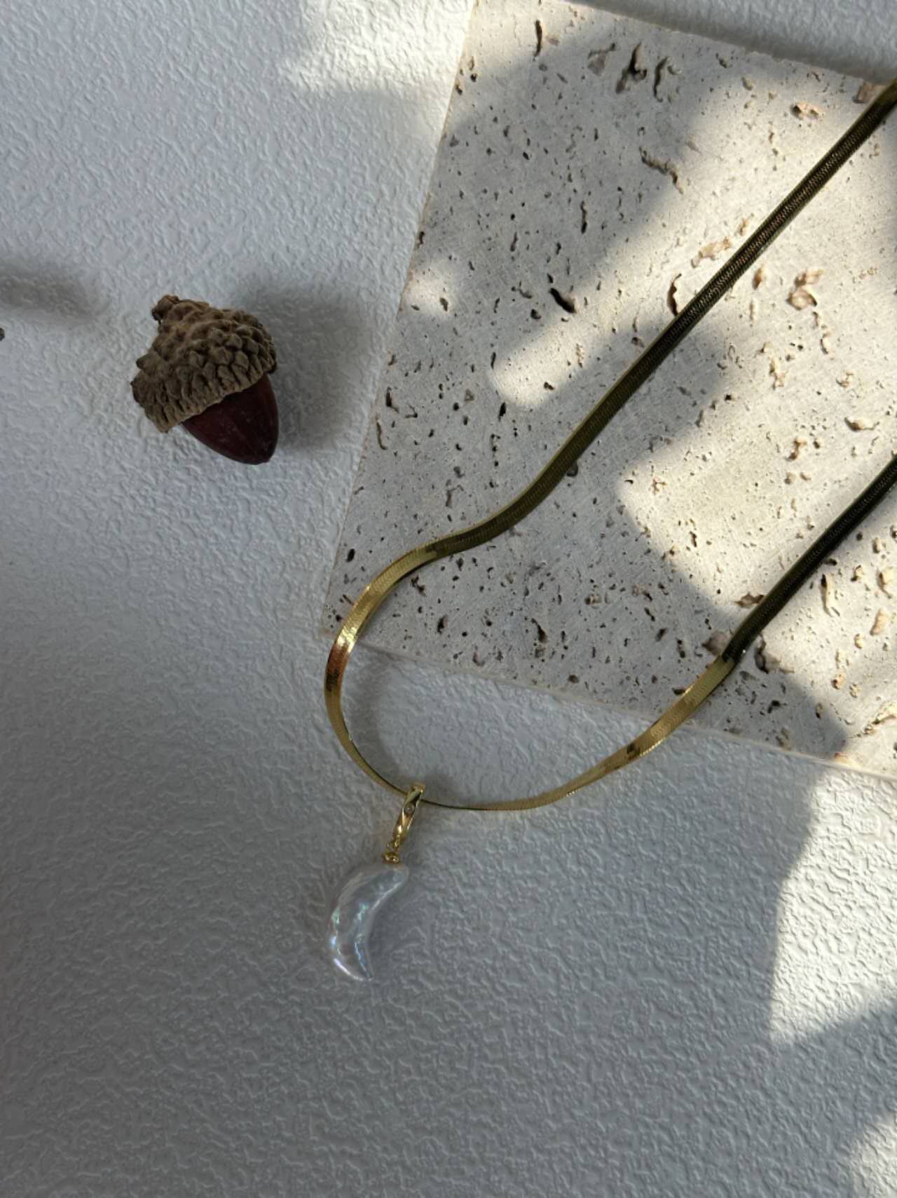 luminous baroque moon pendant necklace