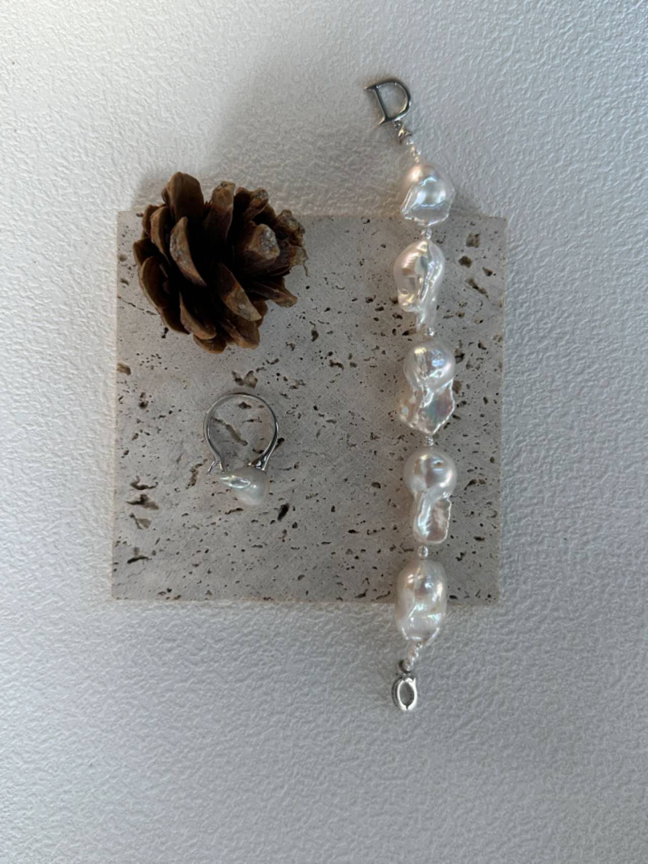 baroque whisper bracelet