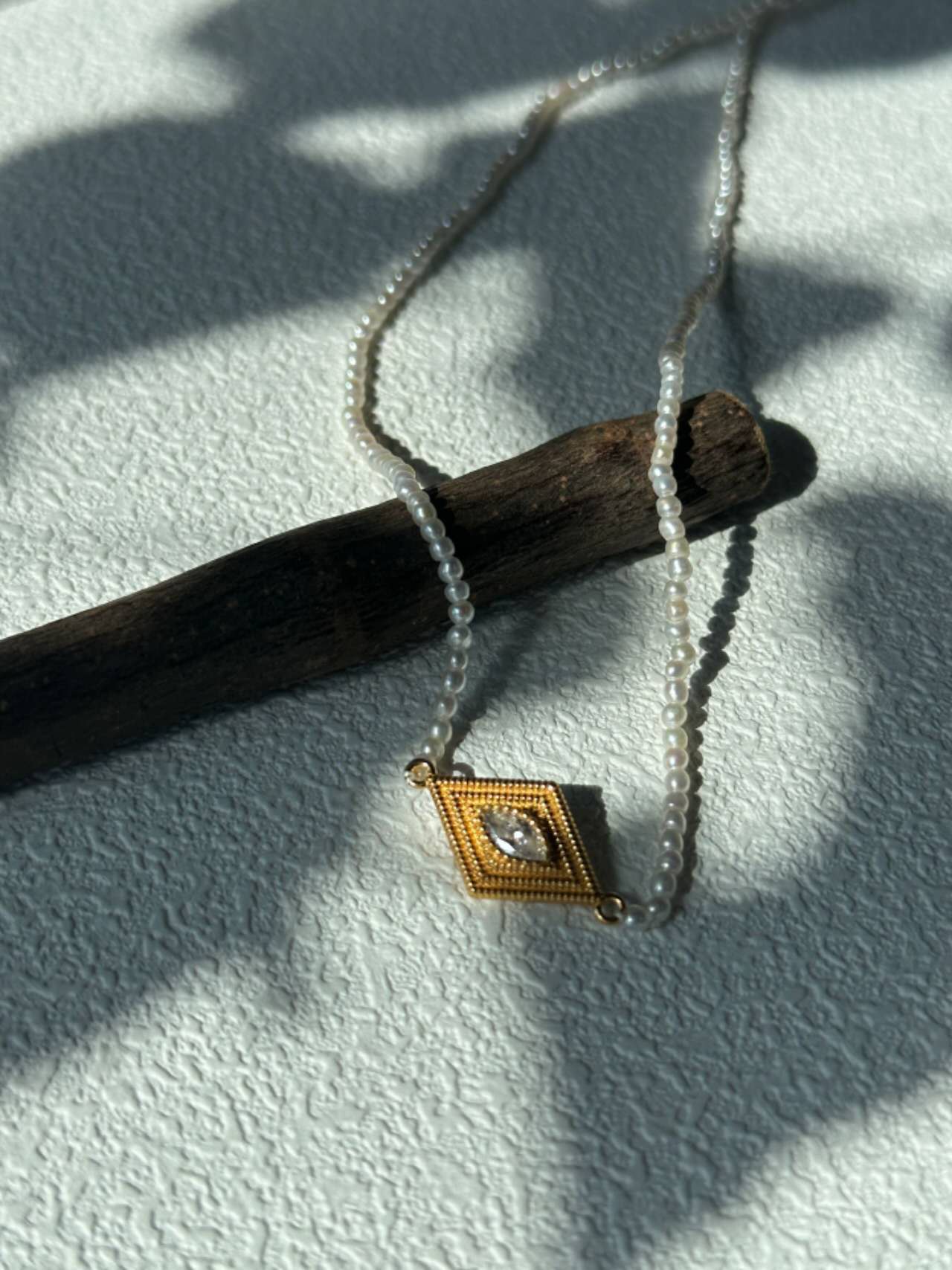 eye of greece pearls necklace
